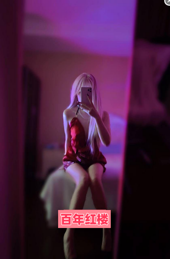 长相酷似玩偶姐姐的安妮可调教-百年红楼