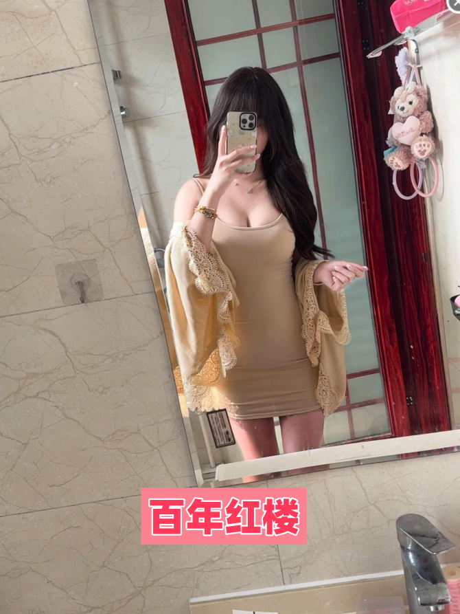 泉州巨胸风骚泻火骚妇-百年红楼