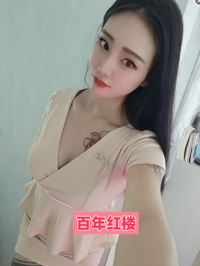 武昌小骚妹妹一个-百年红楼