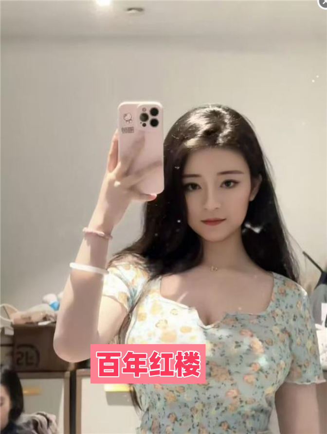 东湖性感身材颜值妹子-百年红楼