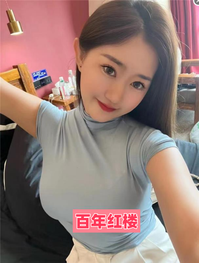 性感红唇米娅-百年红楼