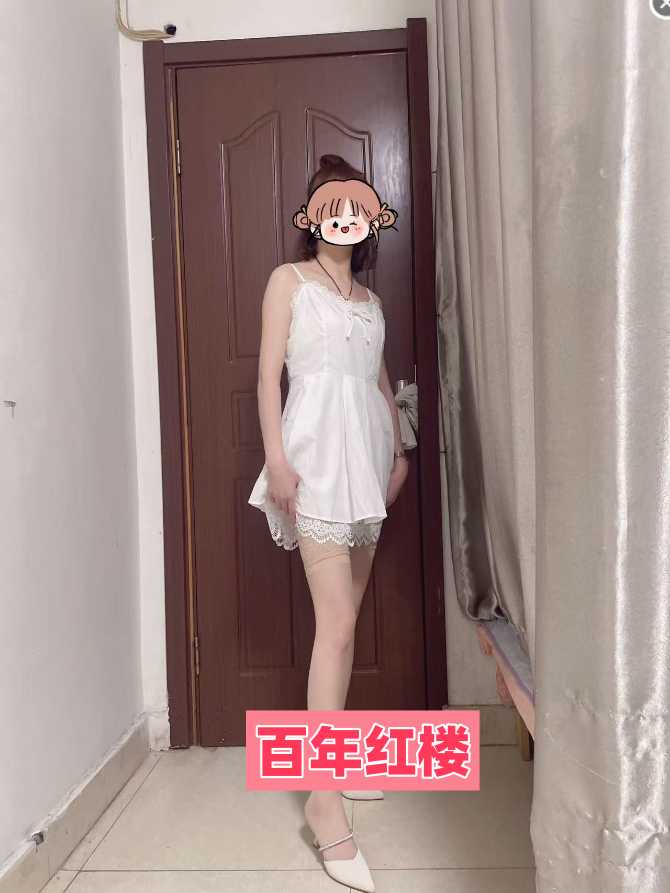 马台街丝足小姐姐。-百年红楼