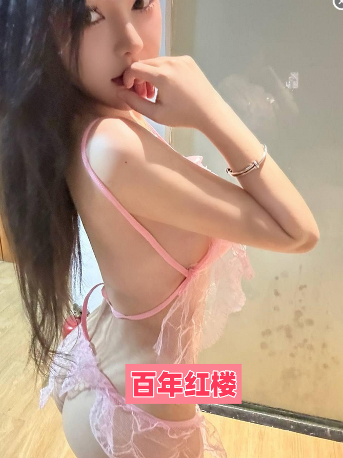 高挑丰满妩媚倩倩-百年红楼