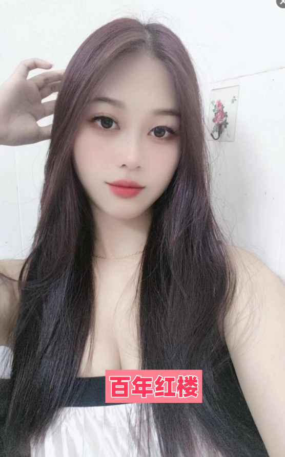 性感嫩妹刚下海兼职温顺可调教-百年红楼