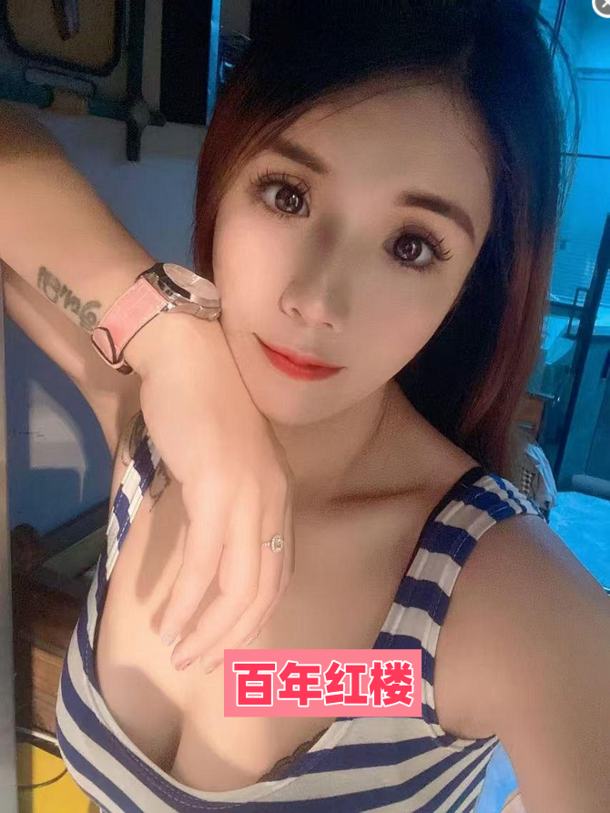 新北嫩鲍肥穴紧致小女友-百年红楼