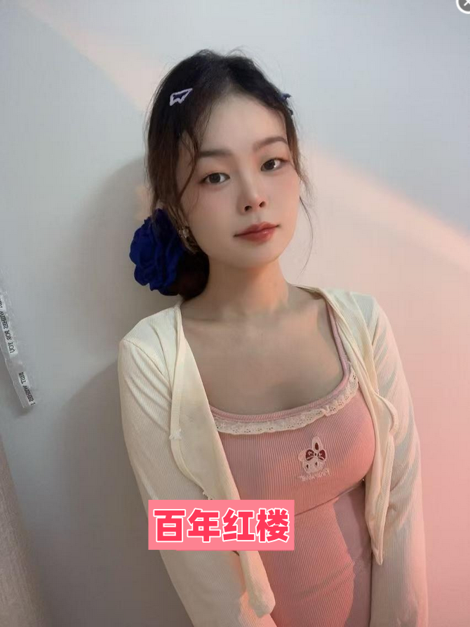妩媚女人媚儿-百年红楼